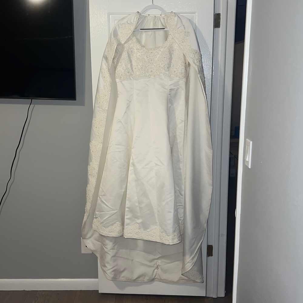 Lana Bisset Wedding Dress with Cap